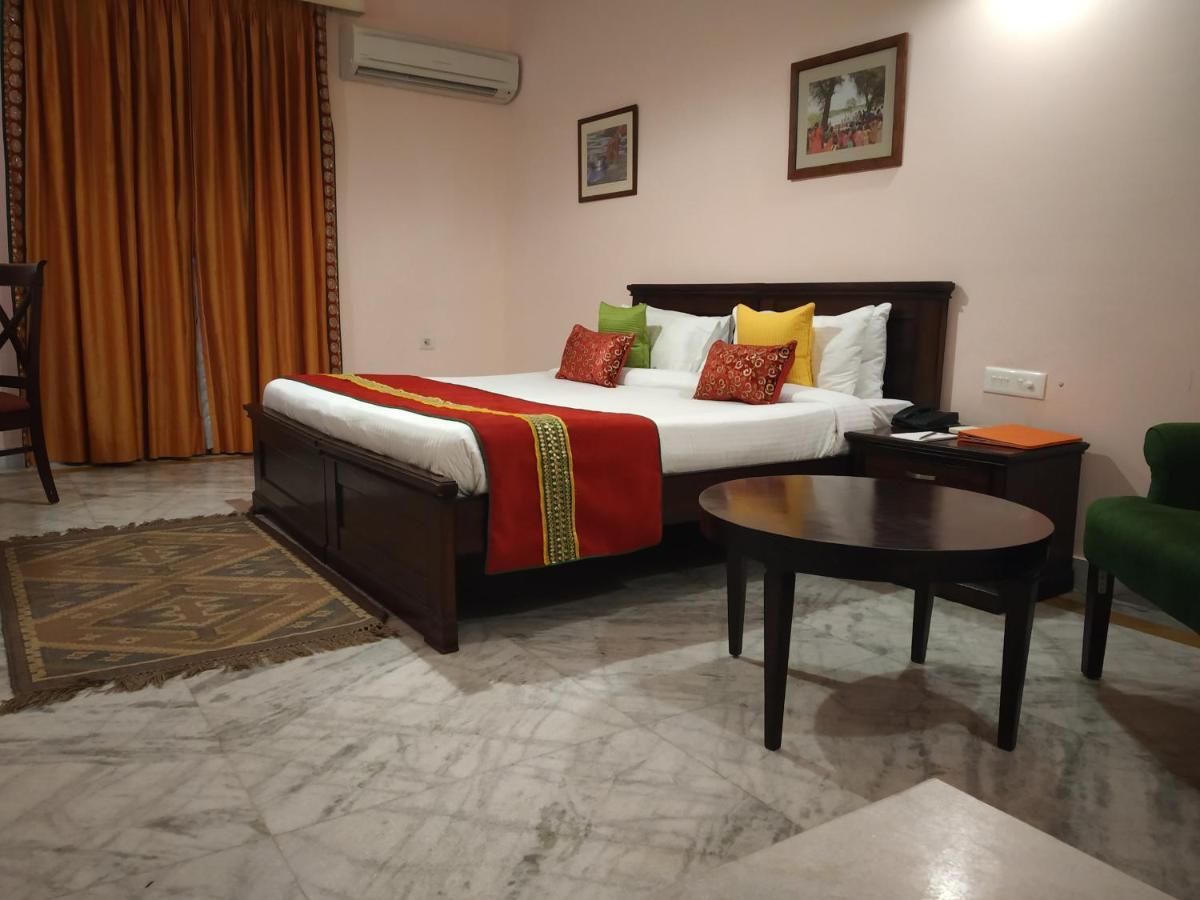 Bijolai Palace - A Inde Hotel , Jodhpur Джодхпур Екстер'єр фото